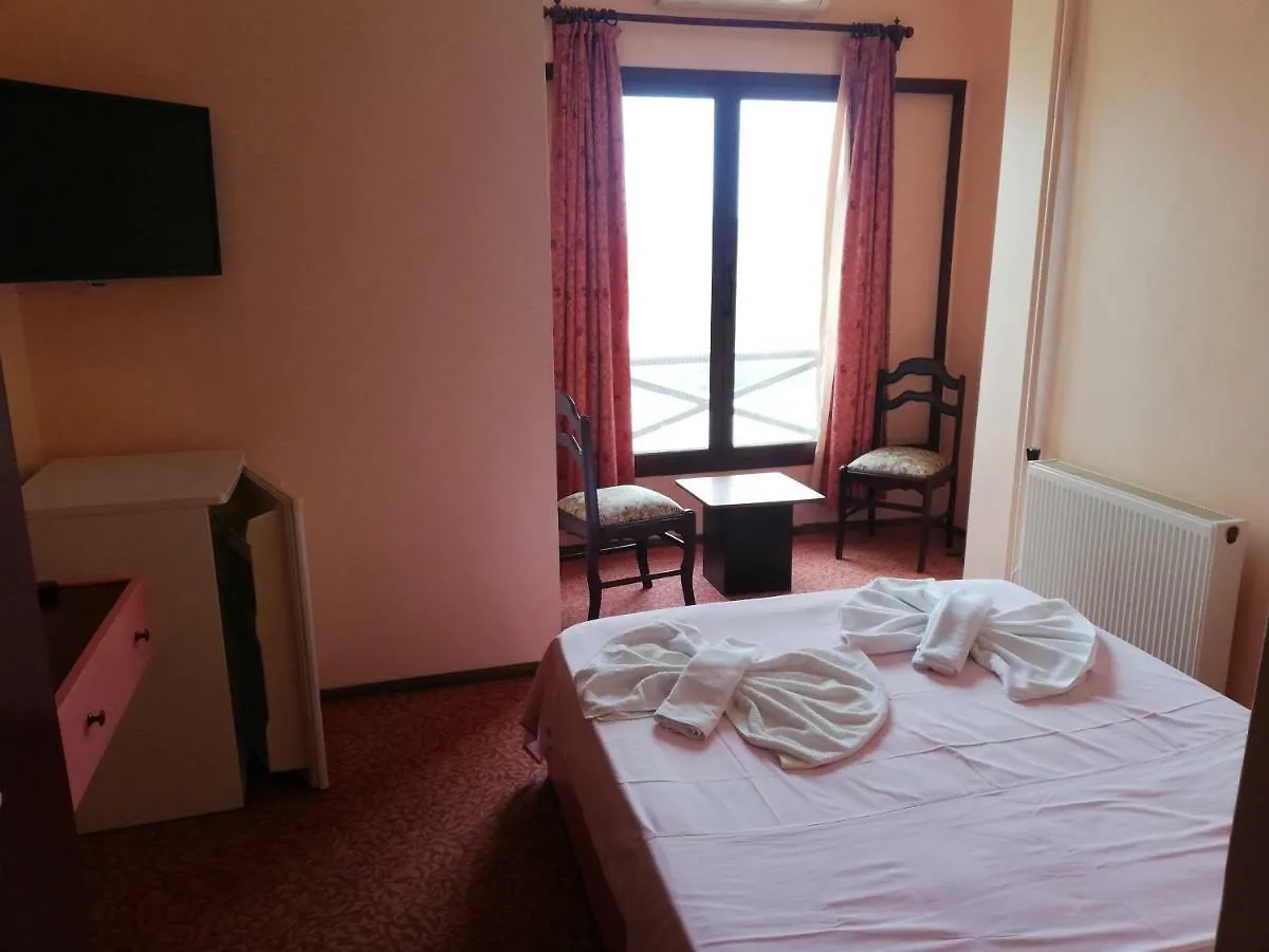 Teras Motel Foca בית הארחה