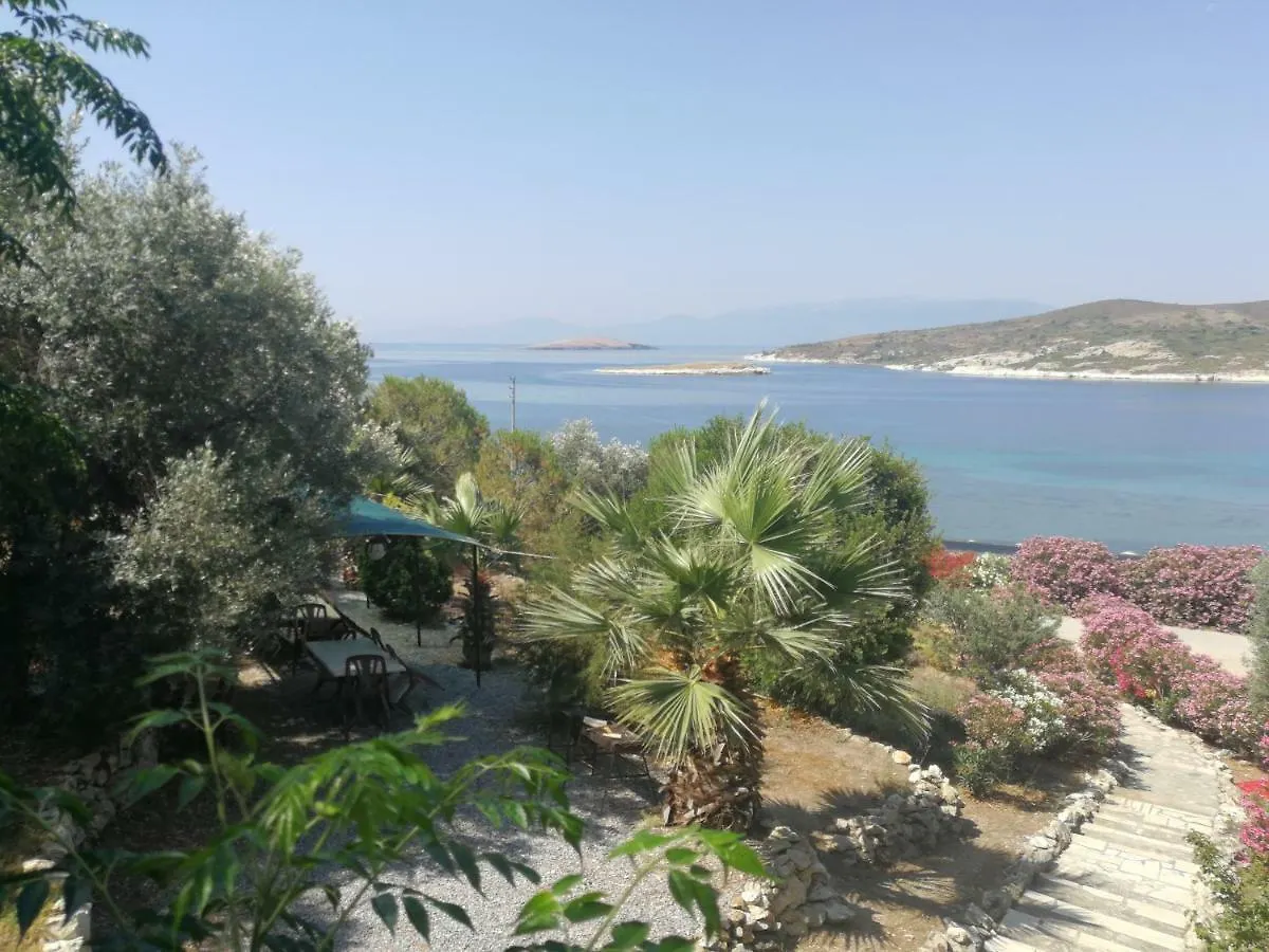 בית הארחה Teras Motel Foca